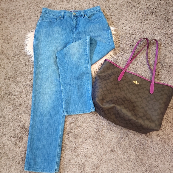 Gloria Vanderbilt Amanda jeans - Picture 4 of 6